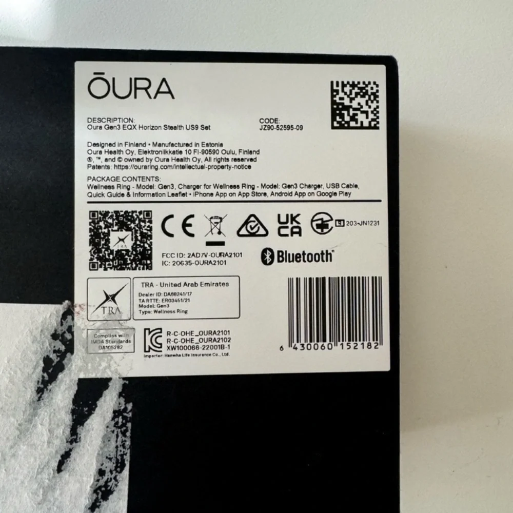Oura Equinox Black Smart Ring Set with Charging Case and Pouch